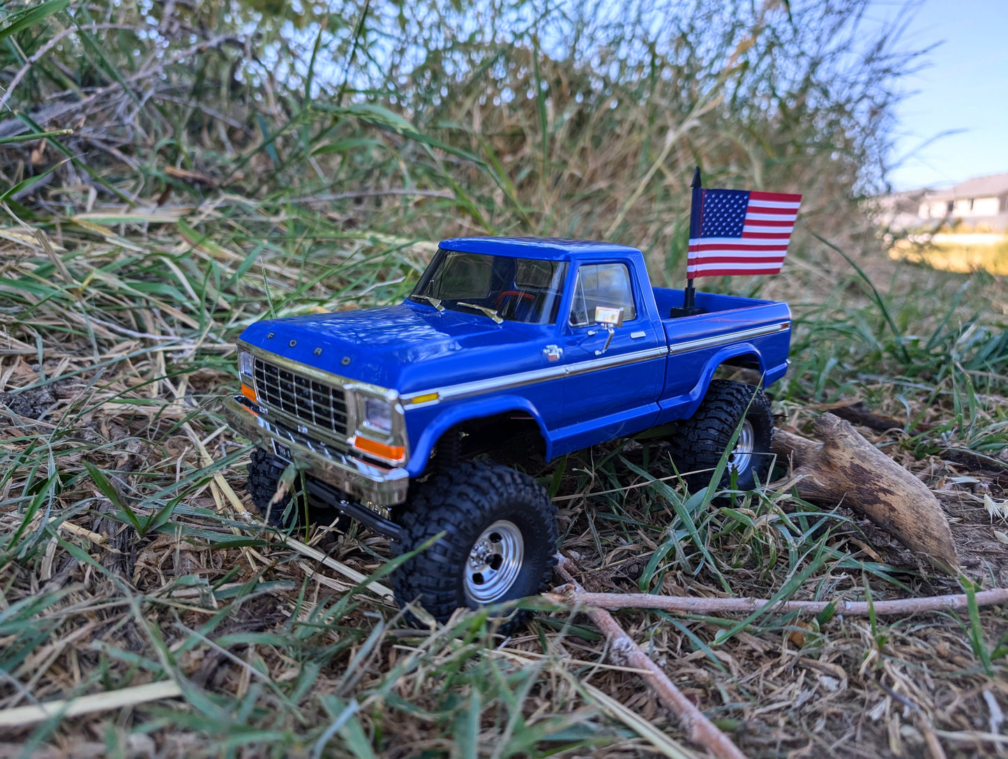 Truck Bed Flags and Mount for Mini 1:18 and 1:24th Scale RC